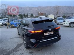 تۆیۆتا هایلاندەر